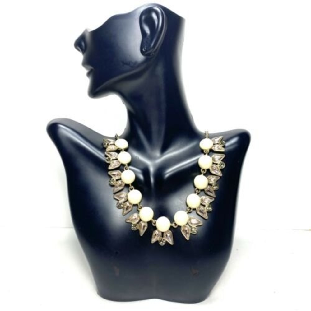 J Crew White Cabochon Rhinestone Silver Tone Necklace Bib Style Flower